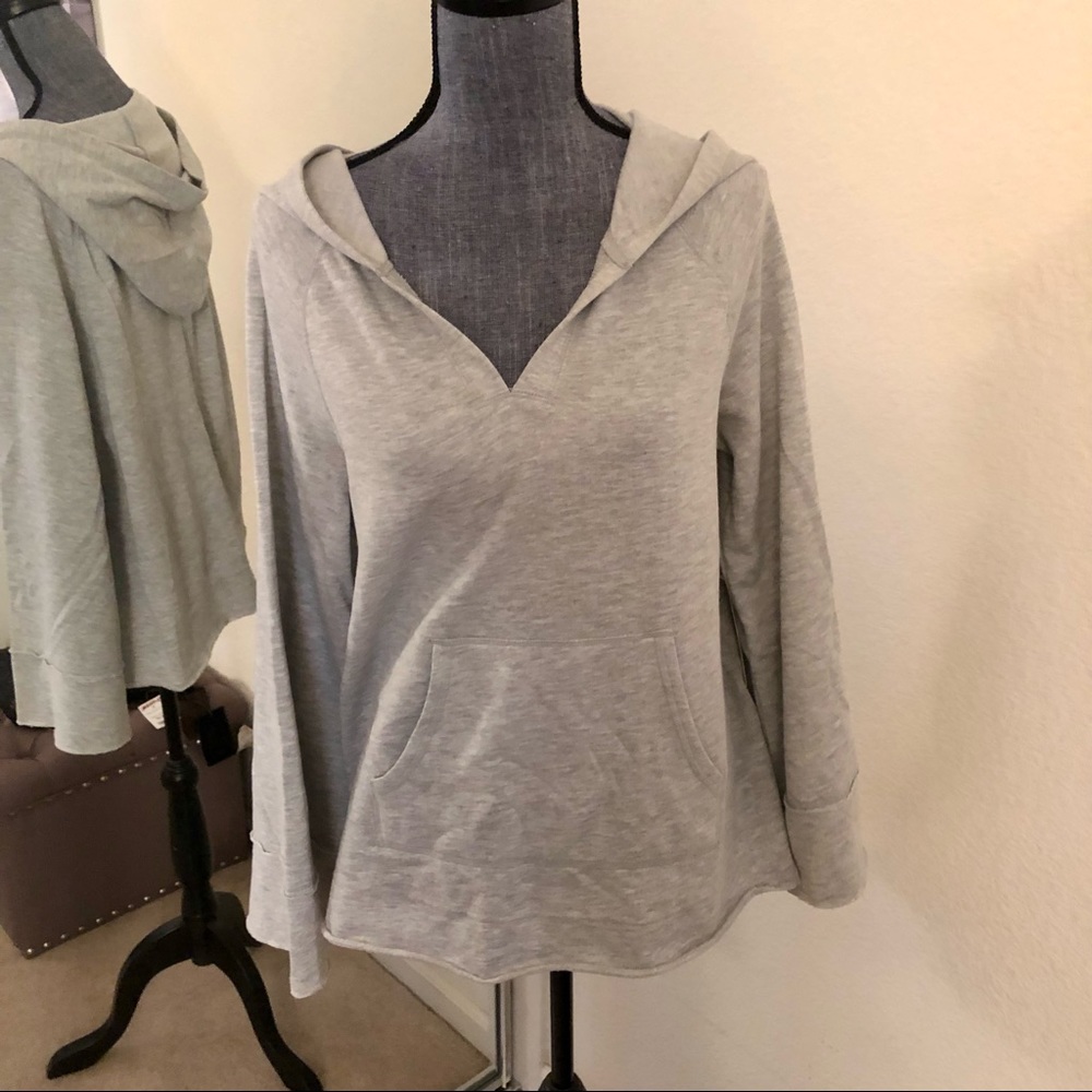 NWT Lightweight Caslon Hoodie